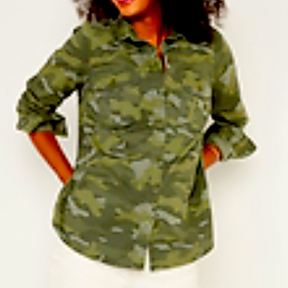 NWT Med-Tall Old Navy Camo button down shirt